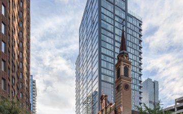 1320-7 311 W Illinois Chicago