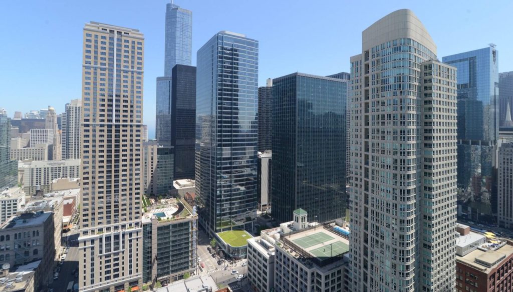 Curious about River North luxury apartments? Discover what it’s like to live in one of Chicago’s most vibrant neighborhoods — and whether it’s the right fit for your lifestyle.